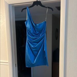 Elegant Blue One-Shoulder Dress